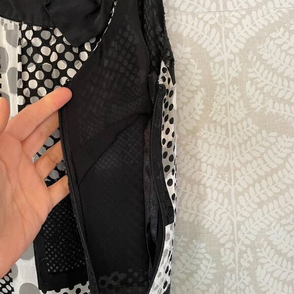 Monsoon Silk Blend Sleeveless Blouse Black & White Patchwork, Tie Neck, Size 6 - Picture 5 of 12